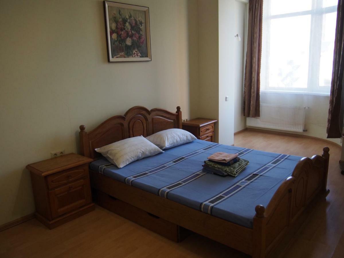 Dolphin Apartment オデッサ エクステリア 写真